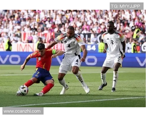 2004年美国队与西班牙队的激烈对决回顾与精彩瞬间分析